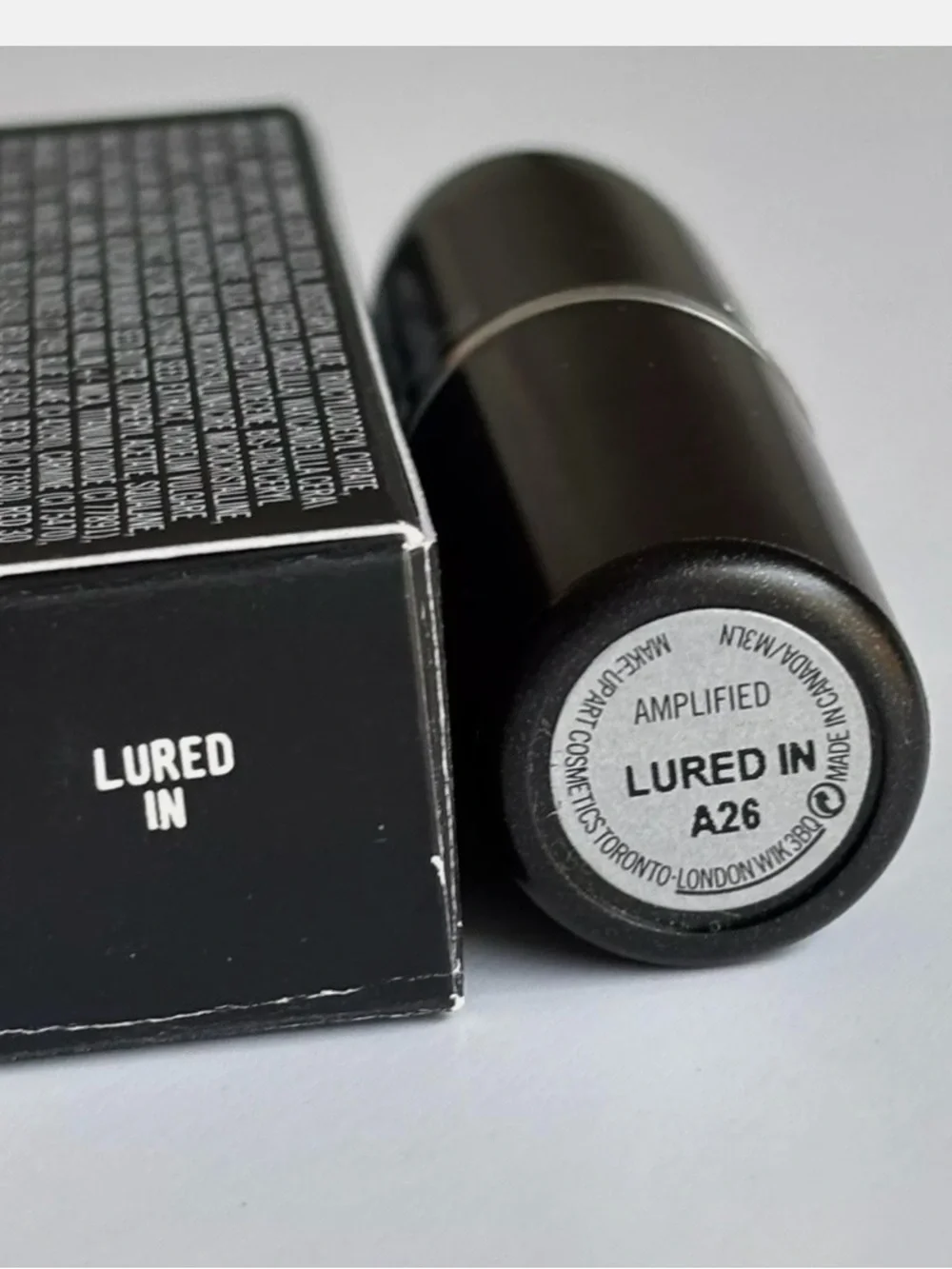 MAC Cosmetics Lured In Lipstick - Violet